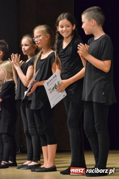 Zdjęcie w galerii na portalu naszraciborz.pl: Wulkan energii, humoru i talentu na warsztatach teatralnych w Raciborskim Centrum Kultury wiadomości z regionu