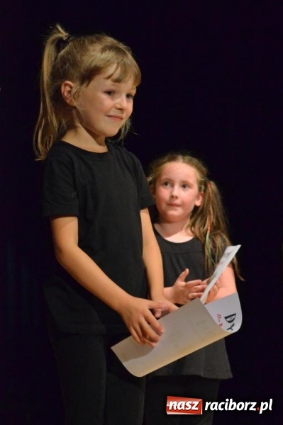 Zdjęcie w galerii na portalu naszraciborz.pl: Wulkan energii, humoru i talentu na warsztatach teatralnych w Raciborskim Centrum Kultury wiadomości z regionu