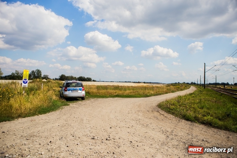 Zdjęcie w galerii na portalu naszraciborz.pl: W Raciborzu-Sudole, tak zwanej Nowej Psince, znaleziono zwłoki mężczyzny wiadomości z regionu