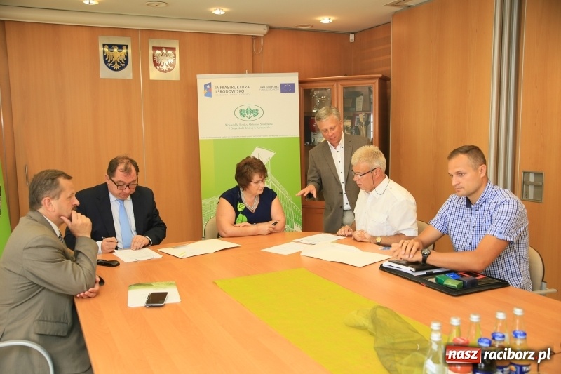 Zdjęcie w galerii na portalu naszraciborz.pl: Fundusze europejskie rozdzielone wiadomości z regionu