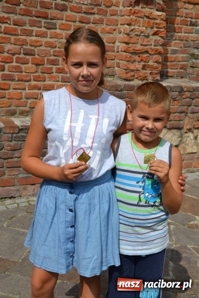 Zdjęcie w galerii na portalu naszraciborz.pl: Spotkanie z płatnerzem, czyli letnia akcja Zamkowe Zuchy 2017 na Zamku Piastowskim wiadomości z regionu