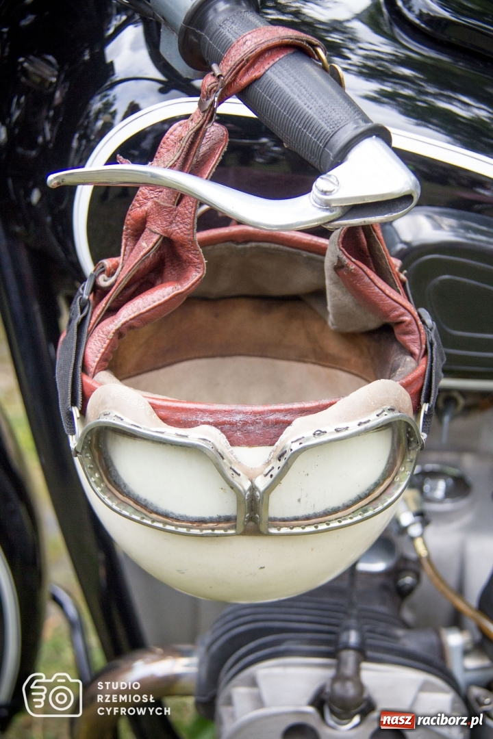 Zdjęcie w galerii na portalu naszraciborz.pl: Duża grupa raciborzan na pielgrzymce motocyklistów na Górę św. Anny wiadomości z regionu