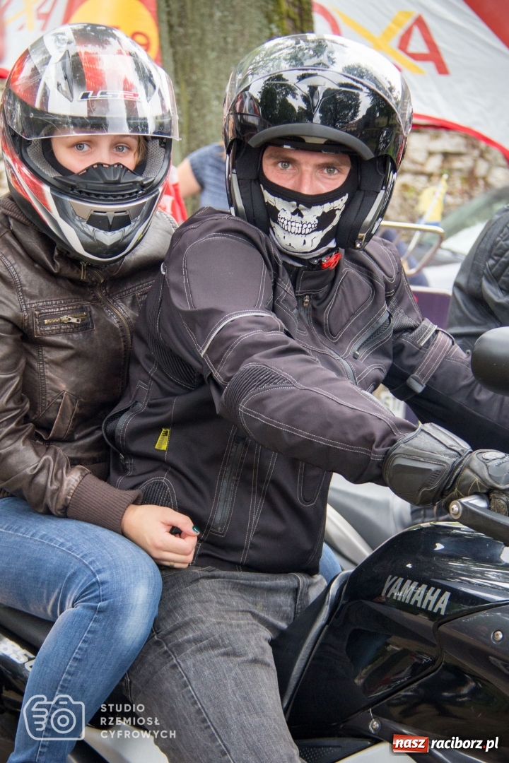 Zdjęcie w galerii na portalu naszraciborz.pl: Duża grupa raciborzan na pielgrzymce motocyklistów na Górę św. Anny wiadomości z regionu