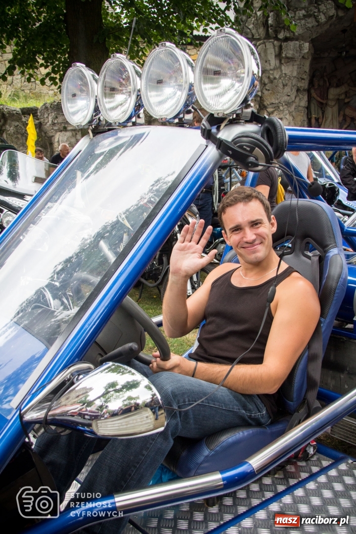 Zdjęcie w galerii na portalu naszraciborz.pl: Duża grupa raciborzan na pielgrzymce motocyklistów na Górę św. Anny wiadomości z regionu