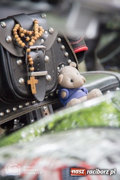 Zdjęcie w galerii na portalu naszraciborz.pl: Duża grupa raciborzan na pielgrzymce motocyklistów na Górę św. Anny wiadomości z regionu