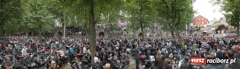 Zdjęcie w galerii na portalu naszraciborz.pl: Duża grupa raciborzan na pielgrzymce motocyklistów na Górę św. Anny wiadomości z regionu
