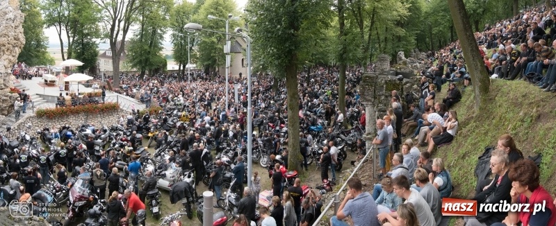Zdjęcie w galerii na portalu naszraciborz.pl: Duża grupa raciborzan na pielgrzymce motocyklistów na Górę św. Anny wiadomości z regionu