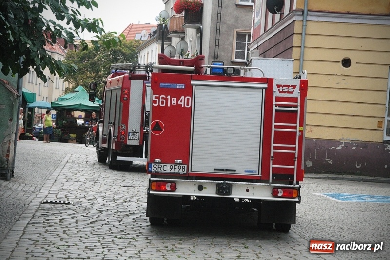 Zdjęcie w galerii na portalu naszraciborz.pl: Czad znowu zaatakował? Interwencja na Długiej  wiadomości z regionu