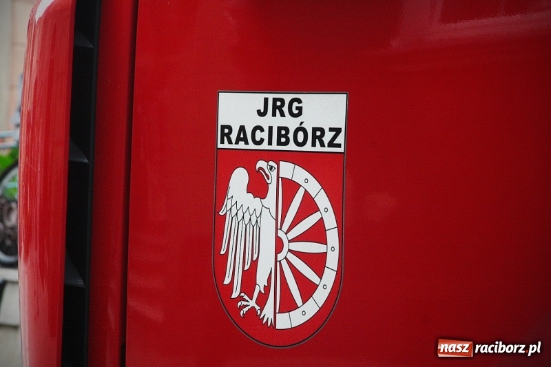 Zdjęcie w galerii na portalu naszraciborz.pl: Czad znowu zaatakował? Interwencja na Długiej  wiadomości z regionu