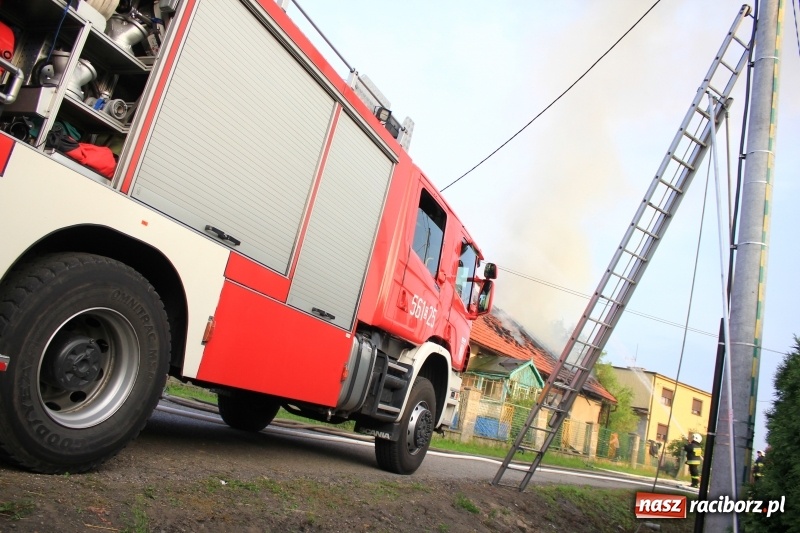 Zdjęcie w galerii na portalu naszraciborz.pl: 250 tysięcy złotych strat po wczorajszym pożarze w Zawadzie Książęcej! wiadomości z regionu