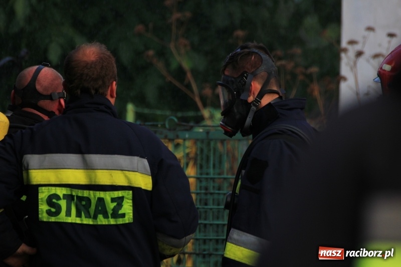 Zdjęcie w galerii na portalu naszraciborz.pl: 250 tysięcy złotych strat po wczorajszym pożarze w Zawadzie Książęcej! wiadomości z regionu