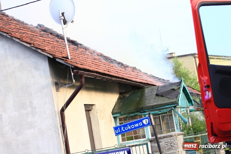 Zdjęcie w galerii na portalu naszraciborz.pl: 250 tysięcy złotych strat po wczorajszym pożarze w Zawadzie Książęcej! wiadomości z regionu