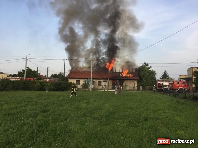 Zdjęcie w galerii na portalu naszraciborz.pl: 250 tysięcy złotych strat po wczorajszym pożarze w Zawadzie Książęcej! wiadomości z regionu