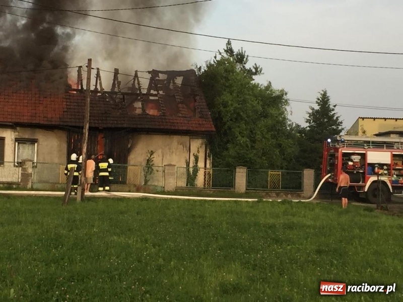 Zdjęcie w galerii na portalu naszraciborz.pl: 250 tysięcy złotych strat po wczorajszym pożarze w Zawadzie Książęcej! wiadomości z regionu