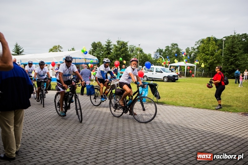 Zdjęcie w galerii na portalu naszraciborz.pl: Rowerem ku zdrowiu. Tęcza zaprasza na festyn  wiadomości z regionu