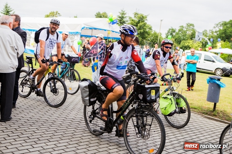 Zdjęcie w galerii na portalu naszraciborz.pl: Rowerem ku zdrowiu. Tęcza zaprasza na festyn  wiadomości z regionu