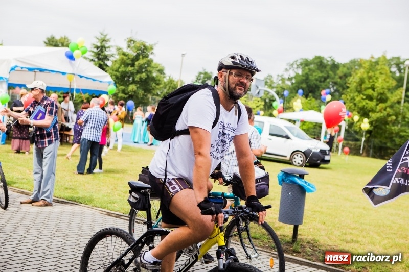 Zdjęcie w galerii na portalu naszraciborz.pl: Rowerem ku zdrowiu. Tęcza zaprasza na festyn  wiadomości z regionu