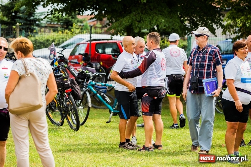 Zdjęcie w galerii na portalu naszraciborz.pl: Rowerem ku zdrowiu. Tęcza zaprasza na festyn  wiadomości z regionu