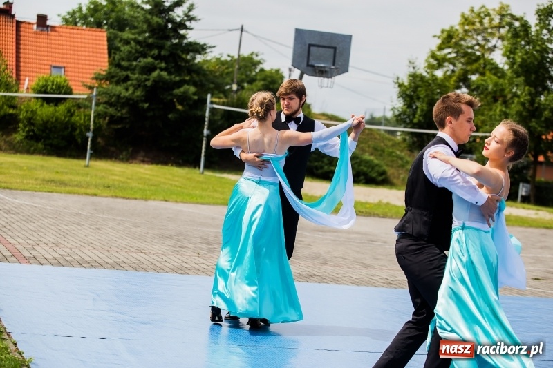 Zdjęcie w galerii na portalu naszraciborz.pl: Rowerem ku zdrowiu. Tęcza zaprasza na festyn  wiadomości z regionu