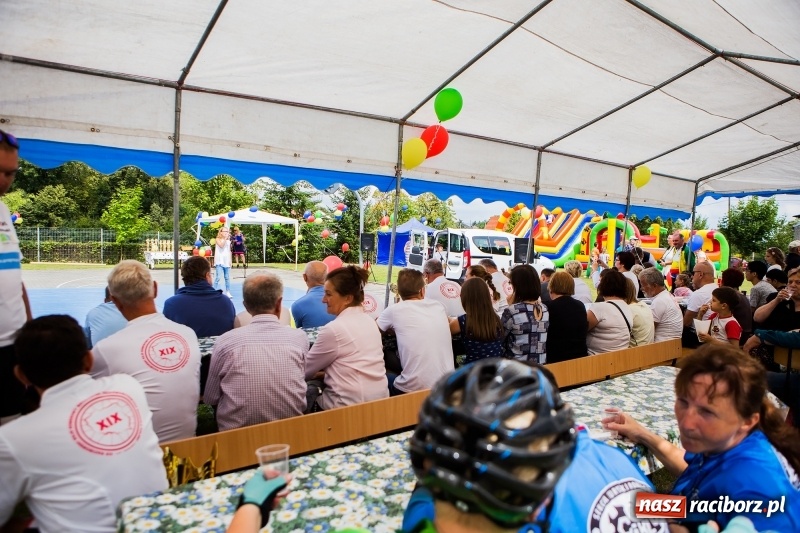 Zdjęcie w galerii na portalu naszraciborz.pl: Rowerem ku zdrowiu. Tęcza zaprasza na festyn  wiadomości z regionu