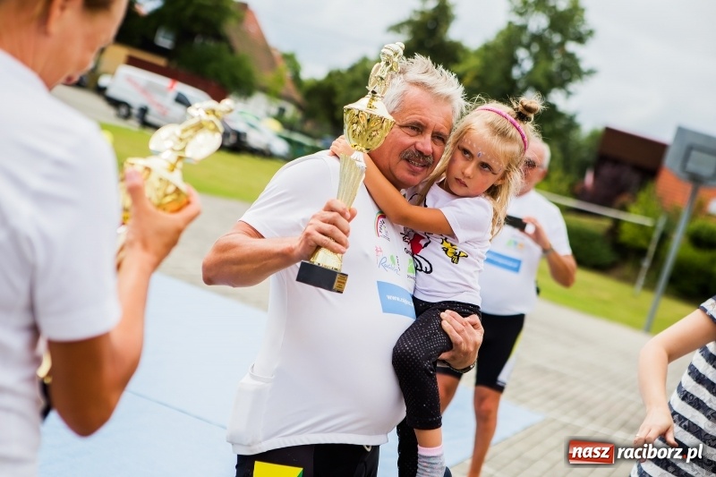 Zdjęcie w galerii na portalu naszraciborz.pl: Rowerem ku zdrowiu. Tęcza zaprasza na festyn  wiadomości z regionu