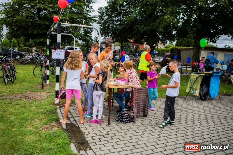 Zdjęcie w galerii na portalu naszraciborz.pl: Rowerem ku zdrowiu. Tęcza zaprasza na festyn  wiadomości z regionu