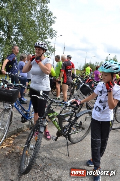 Zdjęcie w galerii na portalu naszraciborz.pl: Ponad 250 rowerzystów na trasie rajdu gminy Krzyżanowice i firmy Alas Utex wiadomości z regionu