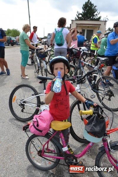 Zdjęcie w galerii na portalu naszraciborz.pl: Ponad 250 rowerzystów na trasie rajdu gminy Krzyżanowice i firmy Alas Utex wiadomości z regionu