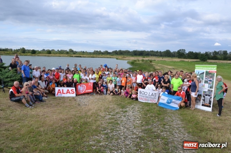 Zdjęcie w galerii na portalu naszraciborz.pl: Ponad 250 rowerzystów na trasie rajdu gminy Krzyżanowice i firmy Alas Utex wiadomości z regionu