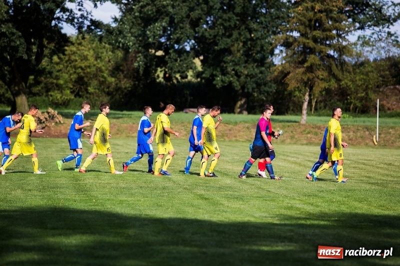 Zdjęcie w galerii na portalu naszraciborz.pl: Owsiszcze pokonały Gamów na jego terenie wiadomości z regionu