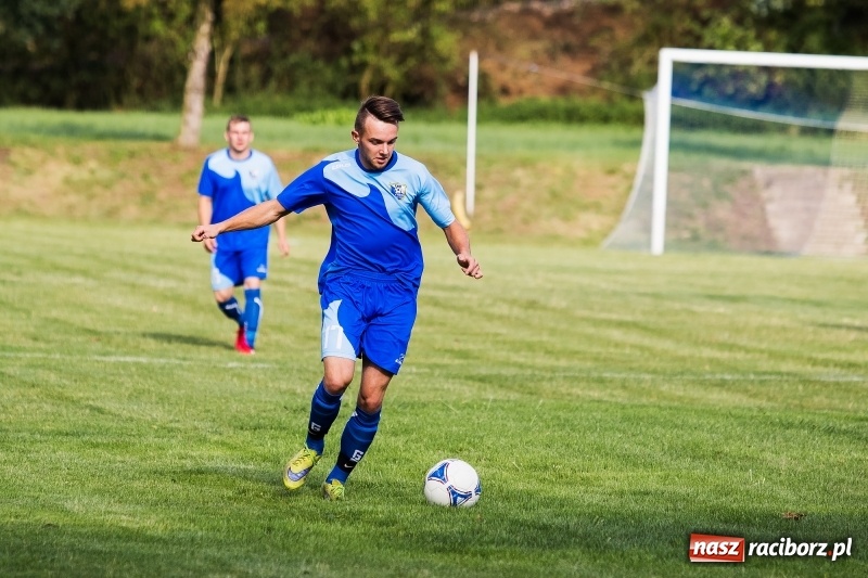 Zdjęcie w galerii na portalu naszraciborz.pl: Owsiszcze pokonały Gamów na jego terenie wiadomości z regionu