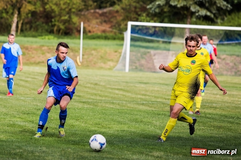 Zdjęcie w galerii na portalu naszraciborz.pl: Owsiszcze pokonały Gamów na jego terenie wiadomości z regionu