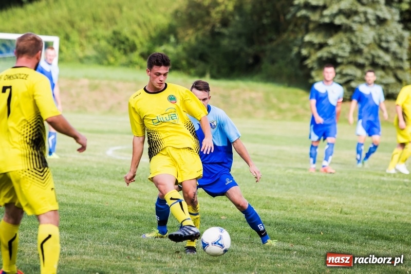 Zdjęcie w galerii na portalu naszraciborz.pl: Owsiszcze pokonały Gamów na jego terenie wiadomości z regionu