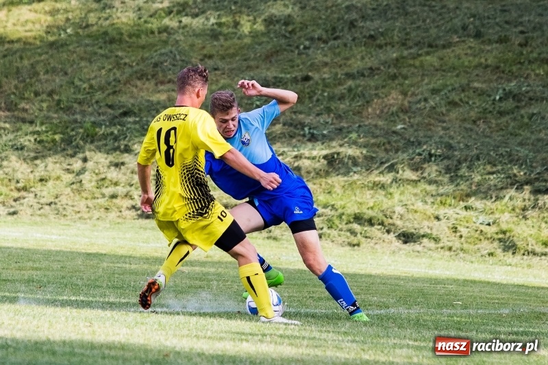 Zdjęcie w galerii na portalu naszraciborz.pl: Owsiszcze pokonały Gamów na jego terenie wiadomości z regionu
