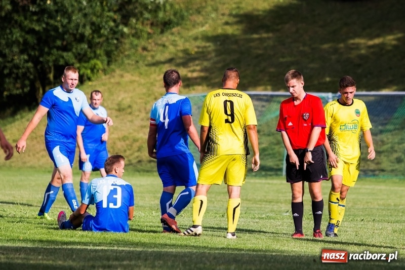 Zdjęcie w galerii na portalu naszraciborz.pl: Owsiszcze pokonały Gamów na jego terenie wiadomości z regionu