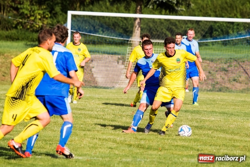 Zdjęcie w galerii na portalu naszraciborz.pl: Owsiszcze pokonały Gamów na jego terenie wiadomości z regionu