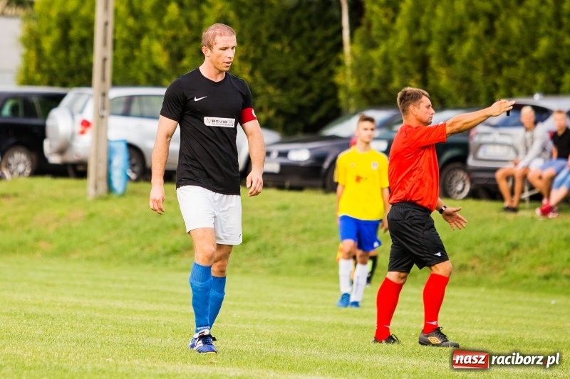 Zdjęcie w galerii na portalu naszraciborz.pl: Kuźnia w Pawłowie nie odpuszczała, dzięki czemu wygrała wiadomości z regionu
