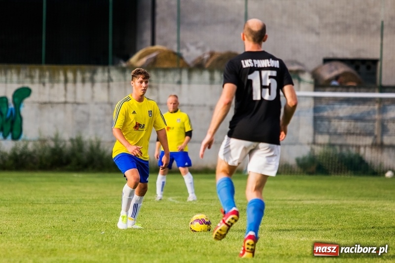 Zdjęcie w galerii na portalu naszraciborz.pl: Kuźnia w Pawłowie nie odpuszczała, dzięki czemu wygrała wiadomości z regionu