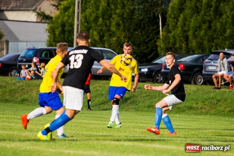 Zdjęcie w galerii na portalu naszraciborz.pl: Kuźnia w Pawłowie nie odpuszczała, dzięki czemu wygrała wiadomości z regionu