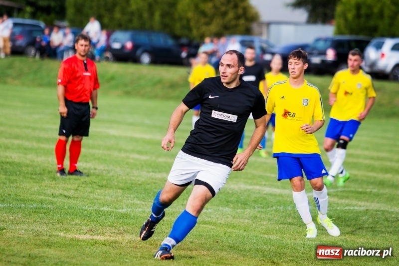 Zdjęcie w galerii na portalu naszraciborz.pl: Kuźnia w Pawłowie nie odpuszczała, dzięki czemu wygrała wiadomości z regionu