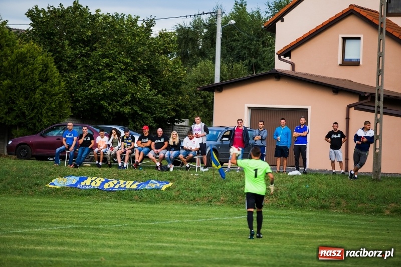 Zdjęcie w galerii na portalu naszraciborz.pl: Kuźnia w Pawłowie nie odpuszczała, dzięki czemu wygrała wiadomości z regionu