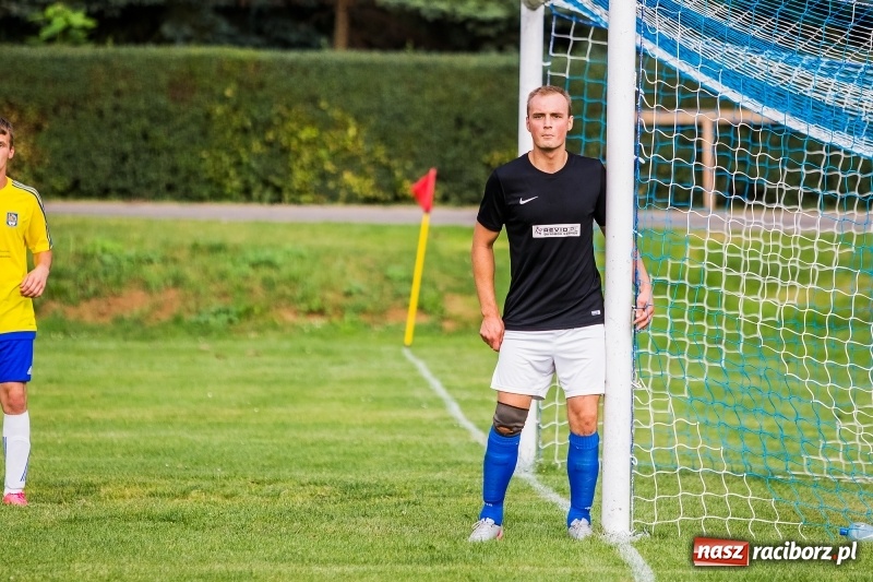 Zdjęcie w galerii na portalu naszraciborz.pl: Kuźnia w Pawłowie nie odpuszczała, dzięki czemu wygrała wiadomości z regionu