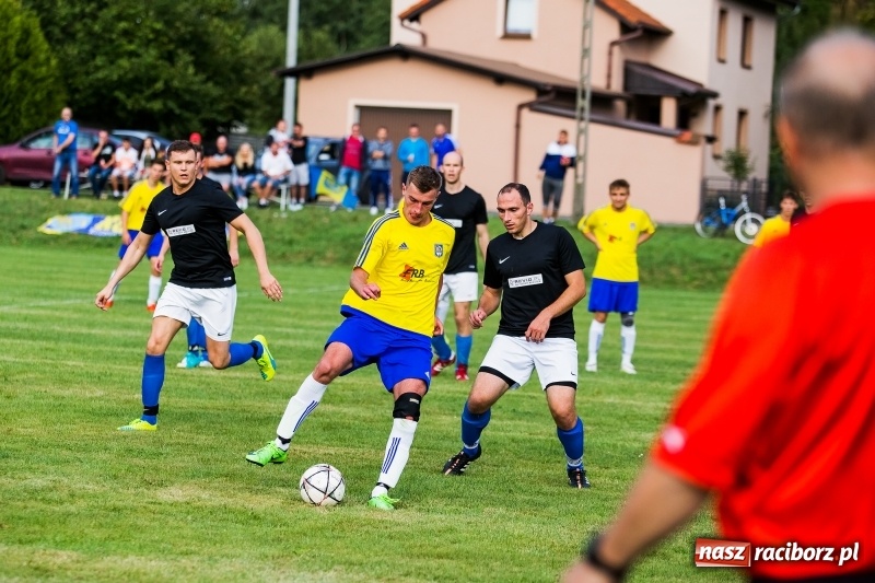Zdjęcie w galerii na portalu naszraciborz.pl: Kuźnia w Pawłowie nie odpuszczała, dzięki czemu wygrała wiadomości z regionu