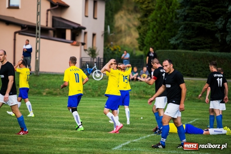Zdjęcie w galerii na portalu naszraciborz.pl: Kuźnia w Pawłowie nie odpuszczała, dzięki czemu wygrała wiadomości z regionu