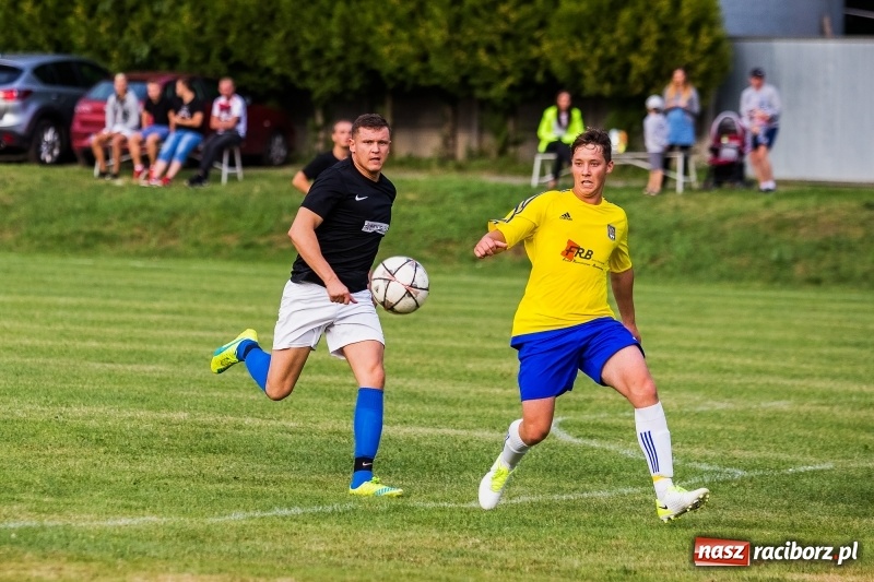 Zdjęcie w galerii na portalu naszraciborz.pl: Kuźnia w Pawłowie nie odpuszczała, dzięki czemu wygrała wiadomości z regionu