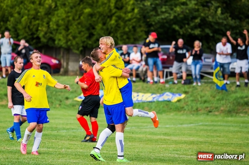Zdjęcie w galerii na portalu naszraciborz.pl: Kuźnia w Pawłowie nie odpuszczała, dzięki czemu wygrała wiadomości z regionu