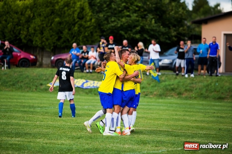 Zdjęcie w galerii na portalu naszraciborz.pl: Kuźnia w Pawłowie nie odpuszczała, dzięki czemu wygrała wiadomości z regionu