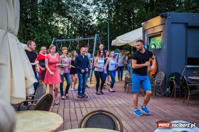 Zdjęcie w galerii na portalu naszraciborz.pl: Salsa Beach Party, czyli roztańczone bulwary nadodrzańskie w Raciborzu wiadomości z regionu