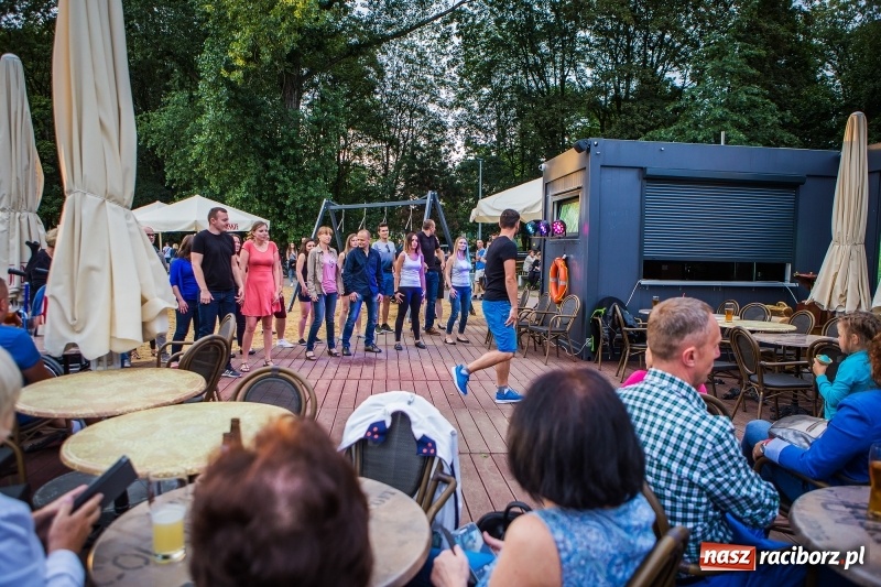 Zdjęcie w galerii na portalu naszraciborz.pl: Salsa Beach Party, czyli roztańczone bulwary nadodrzańskie w Raciborzu wiadomości z regionu