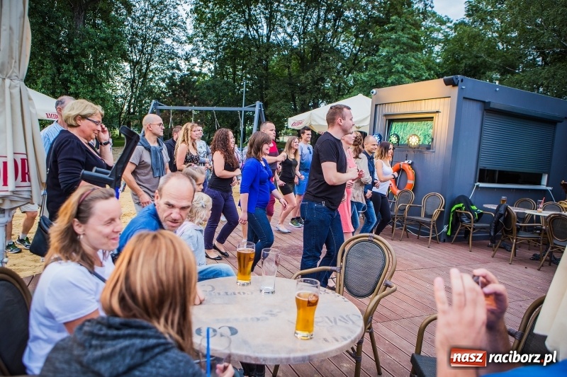 Zdjęcie w galerii na portalu naszraciborz.pl: Salsa Beach Party, czyli roztańczone bulwary nadodrzańskie w Raciborzu wiadomości z regionu